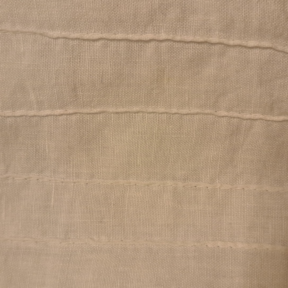 White Linen Top - Picture 2 of 2